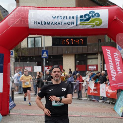 04.05.2025 - 8. Wedeler Halbmarathon Felixshl http://msf.ph/oto/7821857 04.05.2025 11:57:45 Ziel 251, 606, 671 meine-sportfotos.de