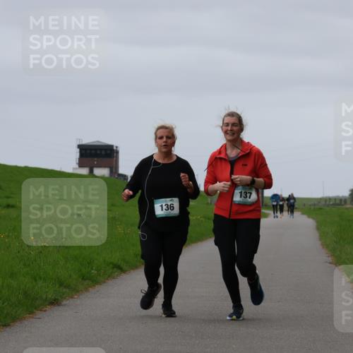 04.05.2025 - 8. Wedeler Halbmarathon Yannick Fuchs http://msf.ph/oto/7821878 04.05.2025 12:10:10 Laufen 136, 137 meine-sportfotos.de