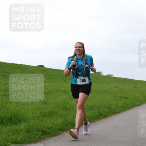 04.05.2025 - 8. Wedeler Halbmarathon Yannick Fuchs http://msf.ph/oto/7821919 04.05.2025 12:10:38 Laufen 385 meine-sportfotos.de