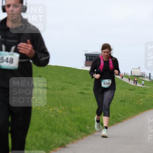 04.05.2025 - 8. Wedeler Halbmarathon Yannick Fuchs http://msf.ph/oto/7821955 04.05.2025 11:51:42 Laufen 548, 554 meine-sportfotos.de
