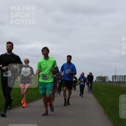 04.05.2025 - 8. Wedeler Halbmarathon Yannick Fuchs http://msf.ph/oto/7821956 04.05.2025 11:29:06 Laufen 1067, 1026, 163, 298 meine-sportfotos.de