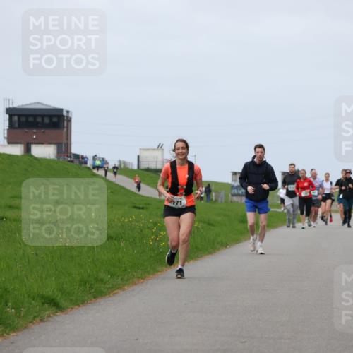 04.05.2025 - 8. Wedeler Halbmarathon Yannick Fuchs http://msf.ph/oto/7822038 04.05.2025 11:51:52 Laufen 71 meine-sportfotos.de