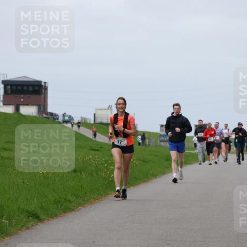 04.05.2025 - 8. Wedeler Halbmarathon Yannick Fuchs http://msf.ph/oto/7822057 04.05.2025 11:51:52 Laufen 171 meine-sportfotos.de