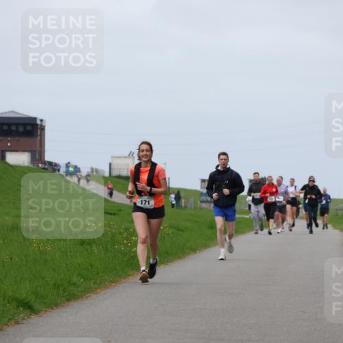 04.05.2025 - 8. Wedeler Halbmarathon Yannick Fuchs http://msf.ph/oto/7822063 04.05.2025 11:51:52 Laufen 171 meine-sportfotos.de