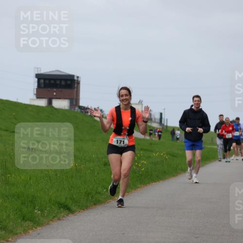 04.05.2025 - 8. Wedeler Halbmarathon Yannick Fuchs http://msf.ph/oto/7822138 04.05.2025 11:51:55 Laufen 171 meine-sportfotos.de