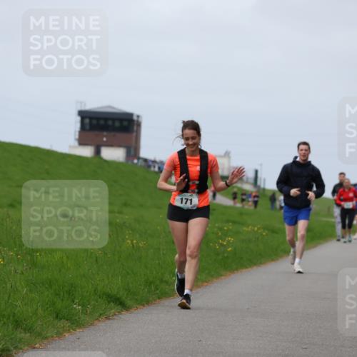 04.05.2025 - 8. Wedeler Halbmarathon Yannick Fuchs http://msf.ph/oto/7822145 04.05.2025 11:51:56 Laufen 171 meine-sportfotos.de