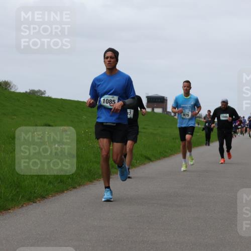 04.05.2025 - 8. Wedeler Halbmarathon Yannick Fuchs http://msf.ph/oto/7822156 04.05.2025 11:29:24 Laufen 1085, 2024, 975, 1080 meine-sportfotos.de
