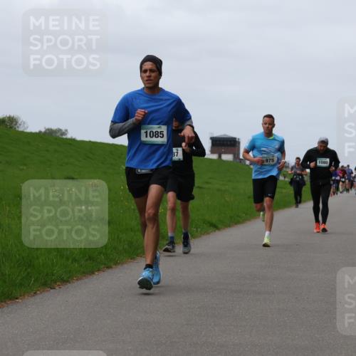 04.05.2025 - 8. Wedeler Halbmarathon Yannick Fuchs http://msf.ph/oto/7822169 04.05.2025 11:29:24 Laufen 1085, 37, 975, 1080 meine-sportfotos.de