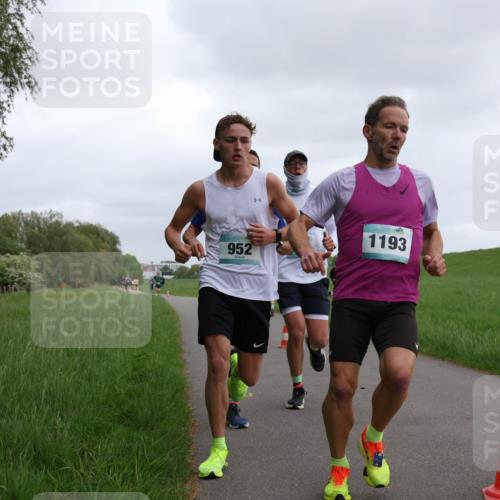 04.05.2025 - 8. Wedeler Halbmarathon Yannick Fuchs http://msf.ph/oto/7822179 04.05.2025 11:10:27 Laufen 952, 1193 meine-sportfotos.de