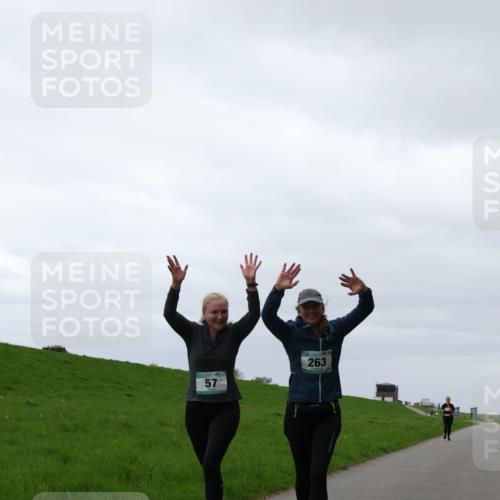 04.05.2025 - 8. Wedeler Halbmarathon Yannick Fuchs http://msf.ph/oto/7822180 04.05.2025 12:11:12 Laufen 57, 263 meine-sportfotos.de