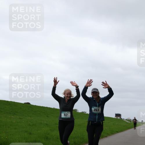04.05.2025 - 8. Wedeler Halbmarathon Yannick Fuchs http://msf.ph/oto/7822191 04.05.2025 12:11:12 Laufen 57, 263 meine-sportfotos.de