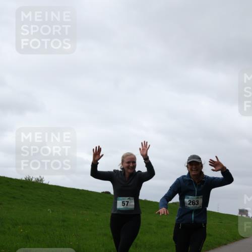 04.05.2025 - 8. Wedeler Halbmarathon Yannick Fuchs http://msf.ph/oto/7822213 04.05.2025 12:11:13 Laufen 57, 263 meine-sportfotos.de