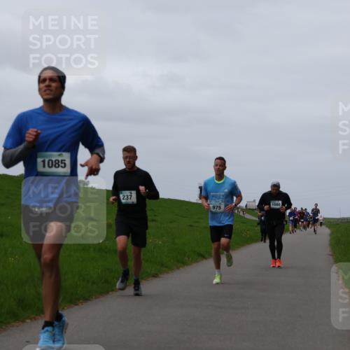 04.05.2025 - 8. Wedeler Halbmarathon Yannick Fuchs http://msf.ph/oto/7822215 04.05.2025 11:29:26 Laufen 1085, 237, 975, 1080 meine-sportfotos.de