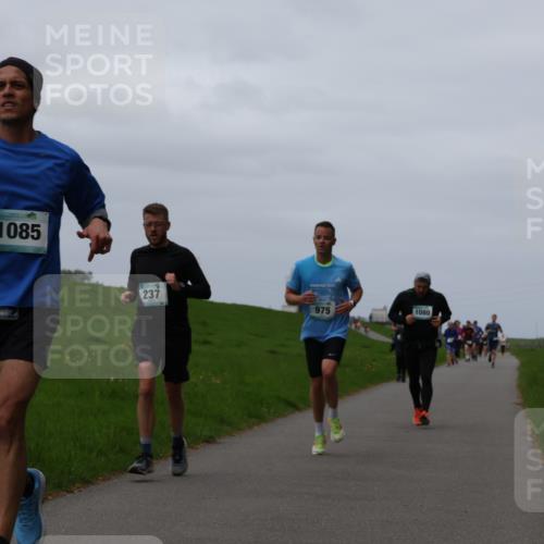 04.05.2025 - 8. Wedeler Halbmarathon Yannick Fuchs http://msf.ph/oto/7822220 04.05.2025 11:29:26 Laufen 1085, 237, 975, 1080 meine-sportfotos.de