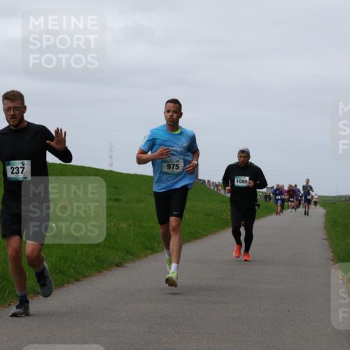 04.05.2025 - 8. Wedeler Halbmarathon Yannick Fuchs http://msf.ph/oto/7822238 04.05.2025 11:29:27 Laufen 2024, 237, 975, 1080 meine-sportfotos.de
