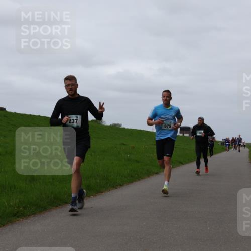 04.05.2025 - 8. Wedeler Halbmarathon Yannick Fuchs http://msf.ph/oto/7822263 04.05.2025 11:29:27 Laufen 237, 975, 1080 meine-sportfotos.de