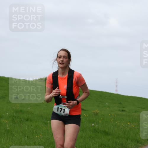 04.05.2025 - 8. Wedeler Halbmarathon Yannick Fuchs http://msf.ph/oto/7822274 04.05.2025 11:52:03 Laufen 171 meine-sportfotos.de