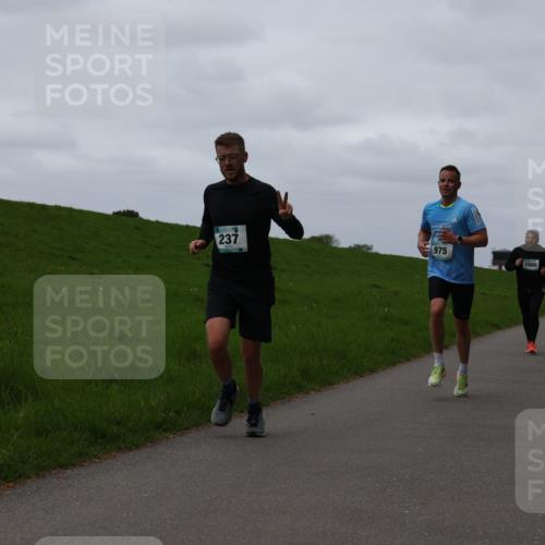 04.05.2025 - 8. Wedeler Halbmarathon Yannick Fuchs http://msf.ph/oto/7822275 04.05.2025 11:29:28 Laufen 237, 975, 1080 meine-sportfotos.de