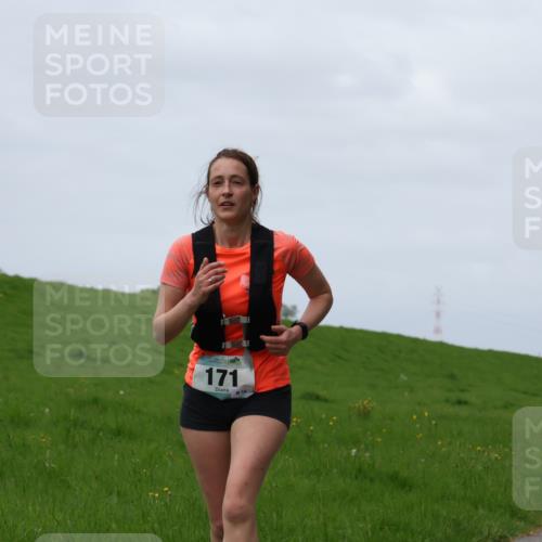 04.05.2025 - 8. Wedeler Halbmarathon Yannick Fuchs http://msf.ph/oto/7822283 04.05.2025 11:52:03 Laufen 171, 14 meine-sportfotos.de