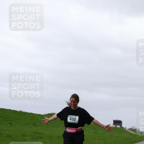 04.05.2025 - 8. Wedeler Halbmarathon Yannick Fuchs http://msf.ph/oto/7822324 04.05.2025 12:11:27 Laufen 532 meine-sportfotos.de