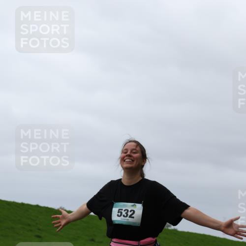 04.05.2025 - 8. Wedeler Halbmarathon Yannick Fuchs http://msf.ph/oto/7822341 04.05.2025 12:11:28 Laufen 532 meine-sportfotos.de