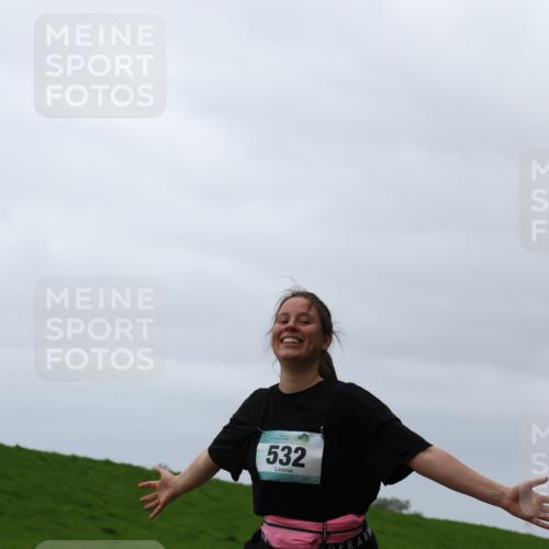 04.05.2025 - 8. Wedeler Halbmarathon Yannick Fuchs http://msf.ph/oto/7822346 04.05.2025 12:11:28 Laufen 532 meine-sportfotos.de