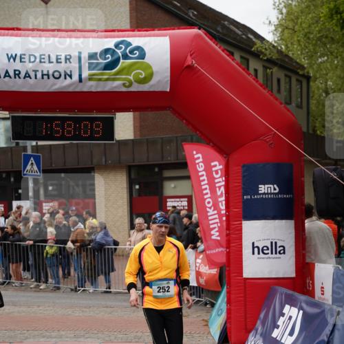04.05.2025 - 8. Wedeler Halbmarathon Felixshl http://msf.ph/oto/7822349 04.05.2025 11:58:06 Ziel 143, 252, 763 meine-sportfotos.de