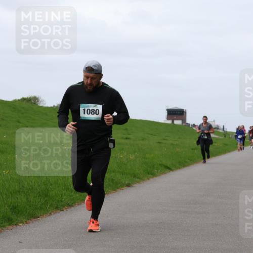 04.05.2025 - 8. Wedeler Halbmarathon Yannick Fuchs http://msf.ph/oto/7822366 04.05.2025 11:29:31 Laufen 1080 meine-sportfotos.de