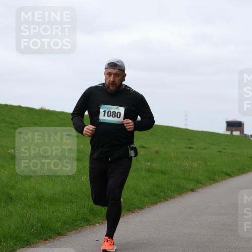 04.05.2025 - 8. Wedeler Halbmarathon Yannick Fuchs http://msf.ph/oto/7822381 04.05.2025 11:29:31 Laufen 1080 meine-sportfotos.de