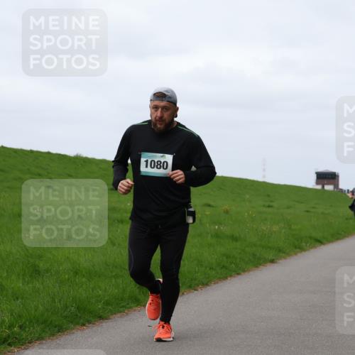 04.05.2025 - 8. Wedeler Halbmarathon Yannick Fuchs http://msf.ph/oto/7822385 04.05.2025 11:29:31 Laufen 1080 meine-sportfotos.de