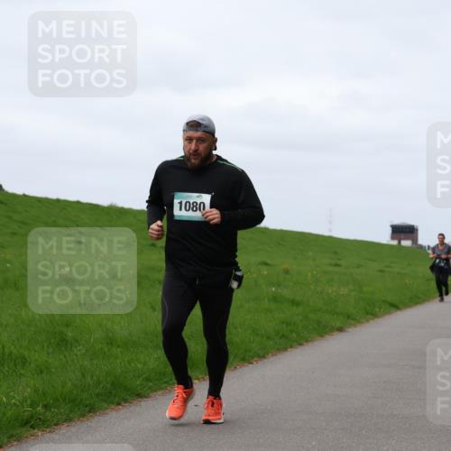 04.05.2025 - 8. Wedeler Halbmarathon Yannick Fuchs http://msf.ph/oto/7822388 04.05.2025 11:29:31 Laufen 1080 meine-sportfotos.de