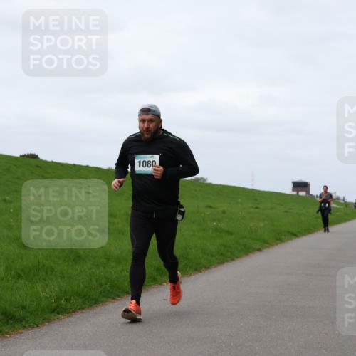 04.05.2025 - 8. Wedeler Halbmarathon Yannick Fuchs http://msf.ph/oto/7822400 04.05.2025 11:29:31 Laufen 1080 meine-sportfotos.de