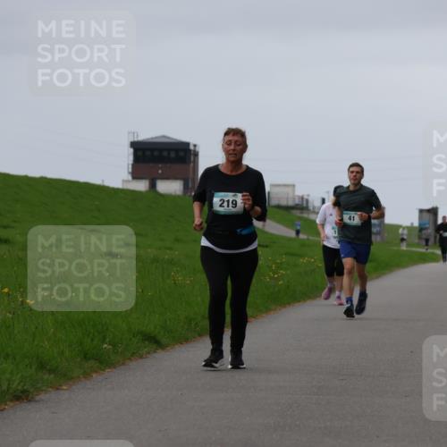 04.05.2025 - 8. Wedeler Halbmarathon Yannick Fuchs http://msf.ph/oto/7822429 04.05.2025 12:12:54 Laufen 219, 41 meine-sportfotos.de