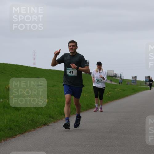04.05.2025 - 8. Wedeler Halbmarathon Yannick Fuchs http://msf.ph/oto/7822493 04.05.2025 12:13:02 Laufen 41, 1137 meine-sportfotos.de