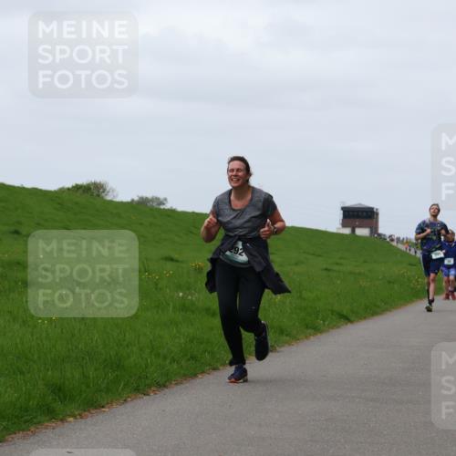 04.05.2025 - 8. Wedeler Halbmarathon Yannick Fuchs http://msf.ph/oto/7822502 04.05.2025 11:29:39 Laufen 292, 395 meine-sportfotos.de