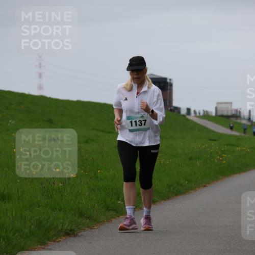 04.05.2025 - 8. Wedeler Halbmarathon Yannick Fuchs http://msf.ph/oto/7822557 04.05.2025 12:13:05 Laufen 1137 meine-sportfotos.de