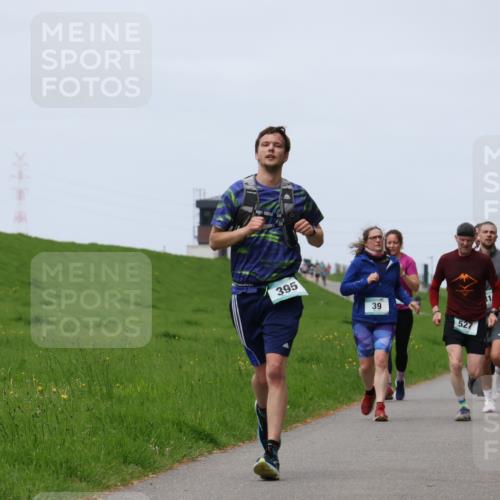 04.05.2025 - 8. Wedeler Halbmarathon Yannick Fuchs http://msf.ph/oto/7822572 04.05.2025 11:29:43 Laufen 395, 39, 527, 8 meine-sportfotos.de