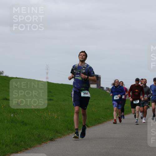 04.05.2025 - 8. Wedeler Halbmarathon Yannick Fuchs http://msf.ph/oto/7822583 04.05.2025 11:29:44 Laufen 395, 39, 527 meine-sportfotos.de