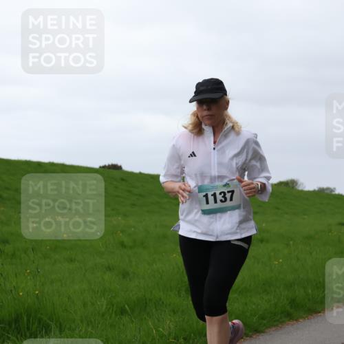 04.05.2025 - 8. Wedeler Halbmarathon Yannick Fuchs http://msf.ph/oto/7822631 04.05.2025 12:13:11 Laufen 1137 meine-sportfotos.de