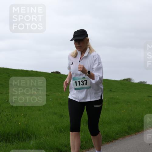 04.05.2025 - 8. Wedeler Halbmarathon Yannick Fuchs http://msf.ph/oto/7822642 04.05.2025 12:13:11 Laufen 1137 meine-sportfotos.de