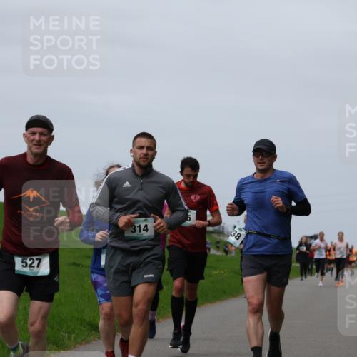 04.05.2025 - 8. Wedeler Halbmarathon Yannick Fuchs http://msf.ph/oto/7822709 04.05.2025 11:29:49 Laufen 314, 38, 527 meine-sportfotos.de