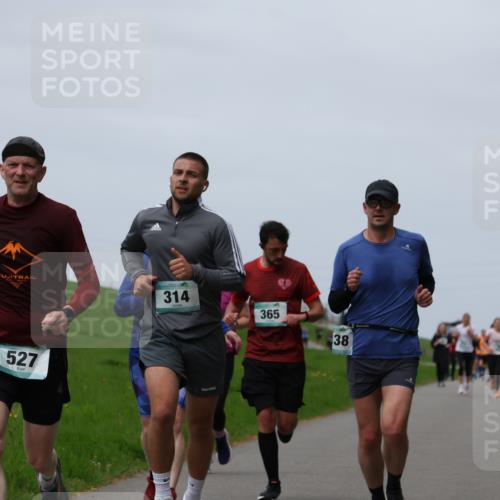 04.05.2025 - 8. Wedeler Halbmarathon Yannick Fuchs http://msf.ph/oto/7822720 04.05.2025 11:29:49 Laufen 527, 314, 365, 38 meine-sportfotos.de