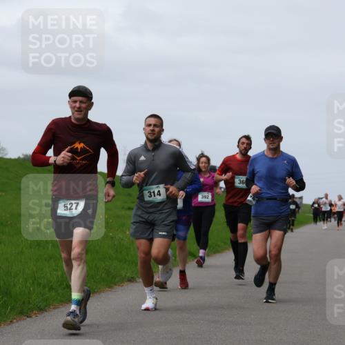 04.05.2025 - 8. Wedeler Halbmarathon Yannick Fuchs http://msf.ph/oto/7822755 04.05.2025 11:29:50 Laufen 527, 314, 392, 36 meine-sportfotos.de