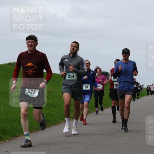 04.05.2025 - 8. Wedeler Halbmarathon Yannick Fuchs http://msf.ph/oto/7822777 04.05.2025 11:29:51 Laufen 527, 314, 363, 38, 39, 392 meine-sportfotos.de