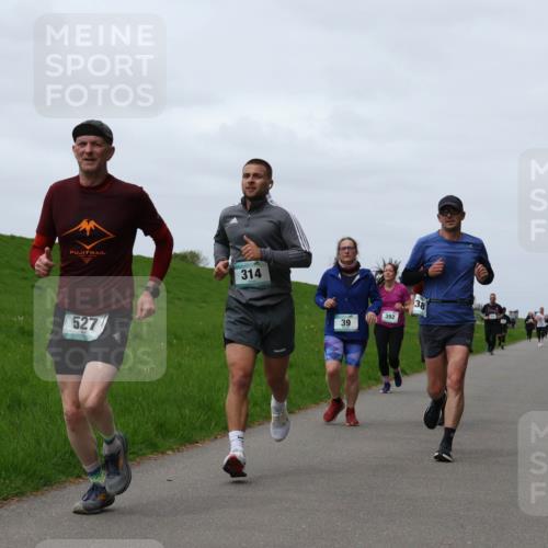 04.05.2025 - 8. Wedeler Halbmarathon Yannick Fuchs http://msf.ph/oto/7822804 04.05.2025 11:29:51 Laufen 527, 314, 39, 392, 38 meine-sportfotos.de