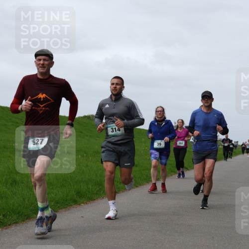 04.05.2025 - 8. Wedeler Halbmarathon Yannick Fuchs http://msf.ph/oto/7822805 04.05.2025 11:29:51 Laufen 527, 314, 39, 392 meine-sportfotos.de