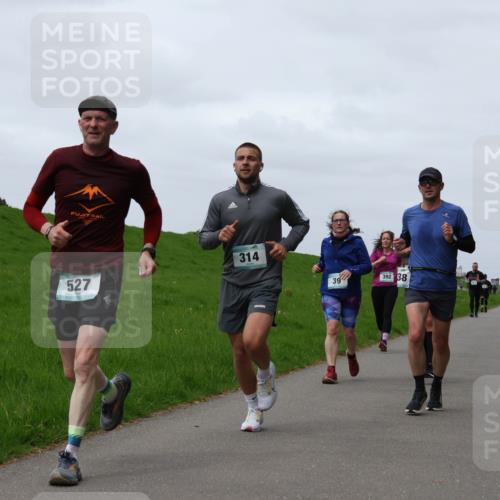 04.05.2025 - 8. Wedeler Halbmarathon Yannick Fuchs http://msf.ph/oto/7822815 04.05.2025 11:29:52 Laufen 527, 314, 39, 392, 38 meine-sportfotos.de