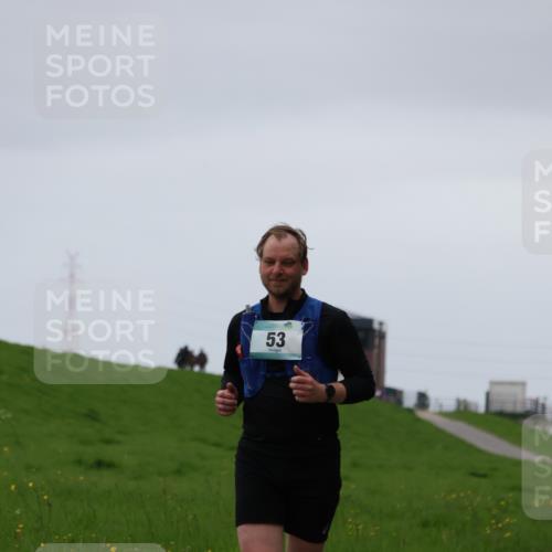 04.05.2025 - 8. Wedeler Halbmarathon Yannick Fuchs http://msf.ph/oto/7822860 04.05.2025 12:15:40 Laufen 53 meine-sportfotos.de