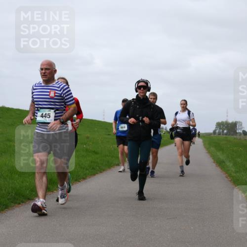 04.05.2025 - 8. Wedeler Halbmarathon Yannick Fuchs http://msf.ph/oto/7822881 04.05.2025 11:52:24 Laufen 445, 107, 469 meine-sportfotos.de