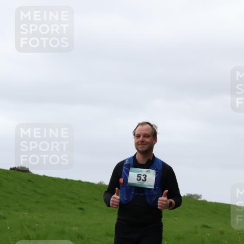04.05.2025 - 8. Wedeler Halbmarathon Yannick Fuchs http://msf.ph/oto/7822902 04.05.2025 12:15:44 Laufen 53 meine-sportfotos.de